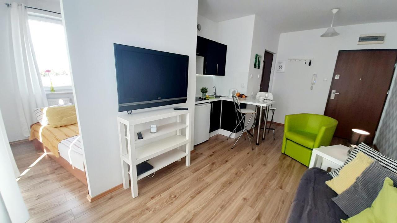 Apartament Z Balkonem I Bezplatnym Parkingiem Гданськ Екстер'єр фото