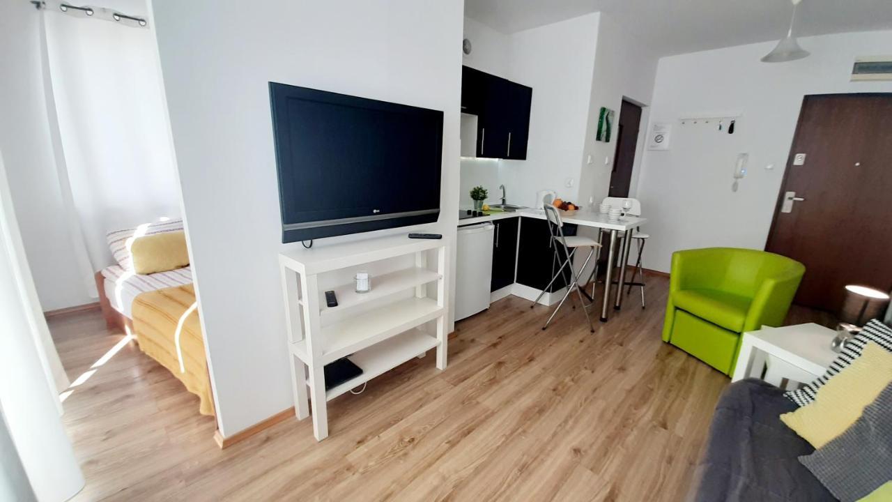 Apartament Z Balkonem I Bezplatnym Parkingiem Гданськ Екстер'єр фото