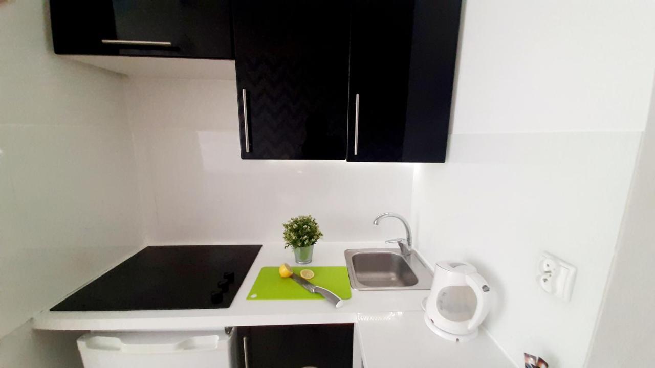Apartament Z Balkonem I Bezplatnym Parkingiem Гданськ Екстер'єр фото