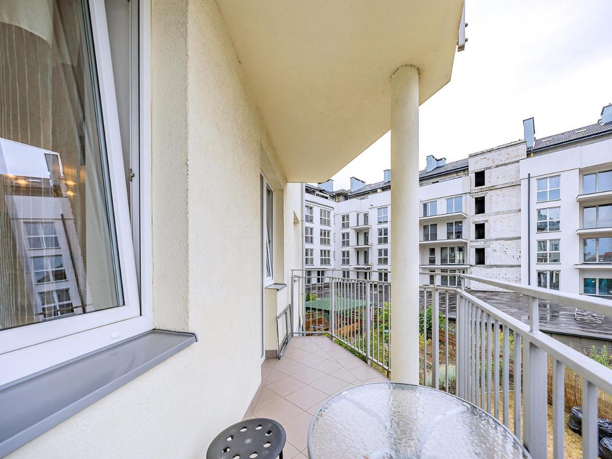 Apartament Z Balkonem I Bezplatnym Parkingiem Гданськ Екстер'єр фото